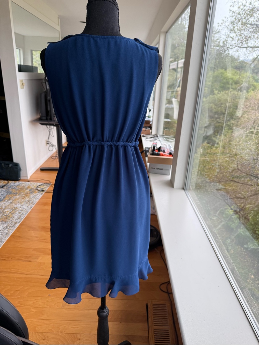 LIKE NEW Max Studio Navy Blue Ruffle Dress XS Summer Wedding Guest Cocktail - Picture 3 of 9